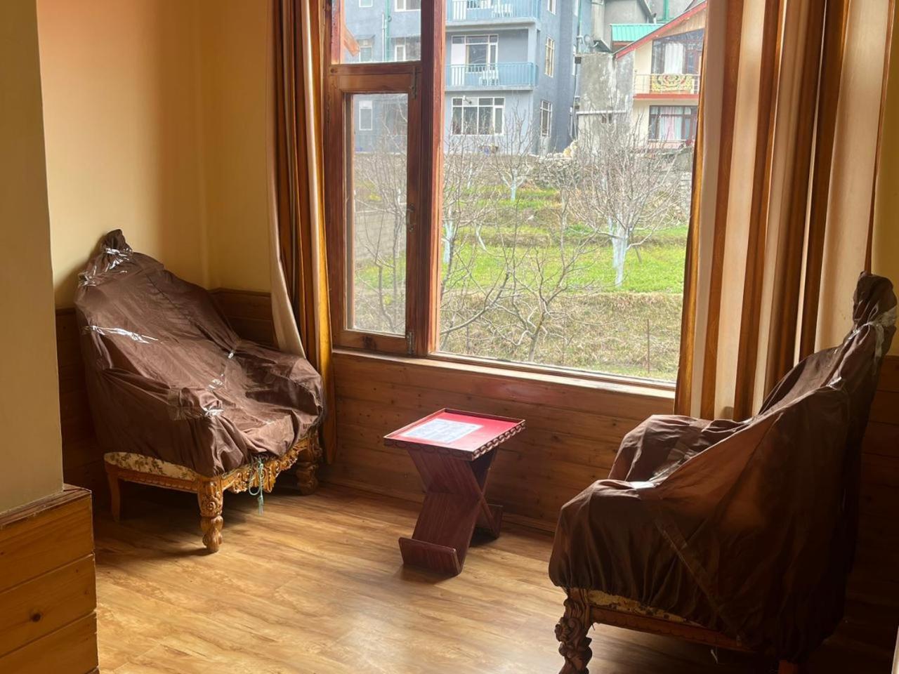 Mrikula Cottage Manāli Zewnętrze zdjęcie